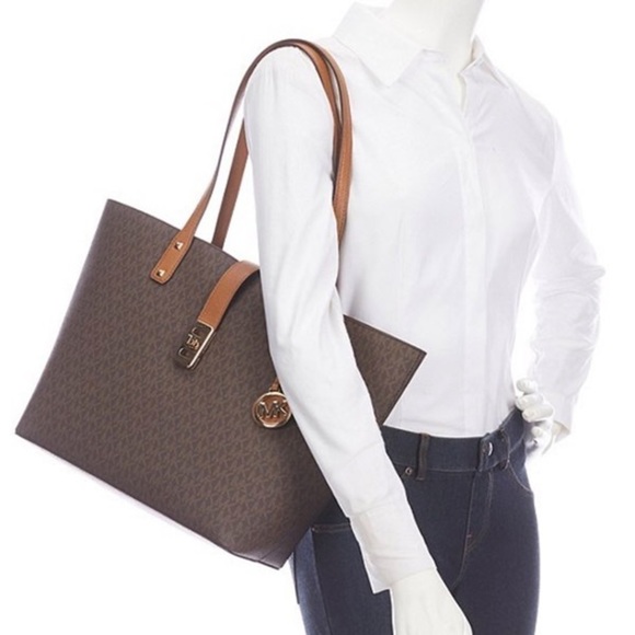 Michael Kors MK Signature Brown Leather Bag Wallet - Picture 3 of 8